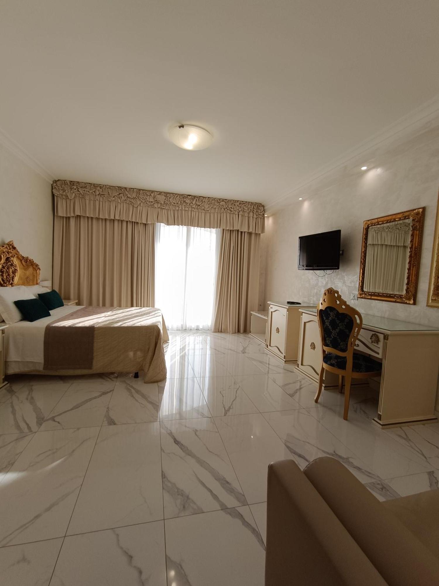 Hotel Paradise Porto Cesareo Eksteriør billede